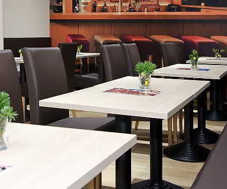 فندق Troll's Brauhaushotel 3*