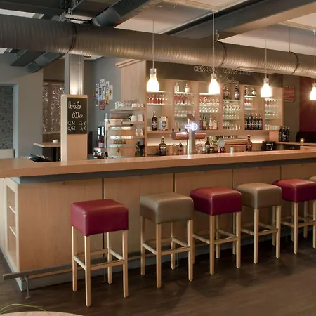 فندق Troll's Brauhaushotel ميدهباخ